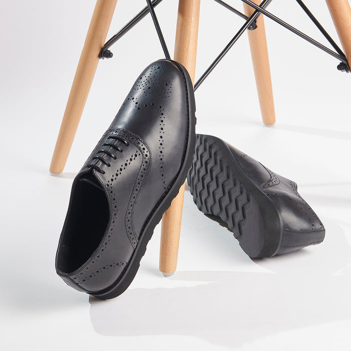 Apex Brogue - Black