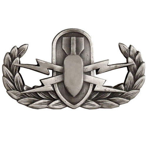 Badge: Explosive Ordnance Disposal - regulation, oxidized