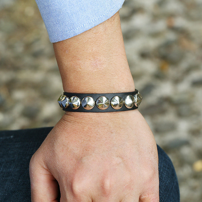 model wearing bracelet