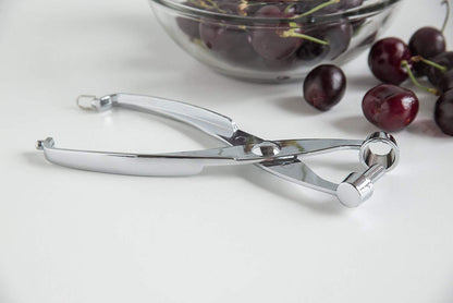 Cherry & Olive Pitter
