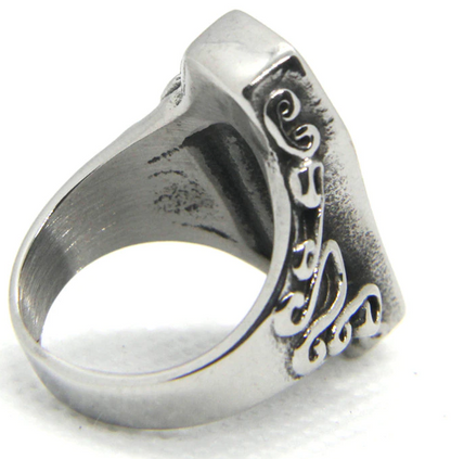 ring on display