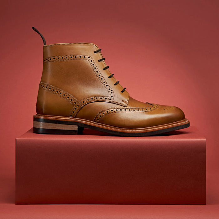 Country Brogue Boot - Tan
