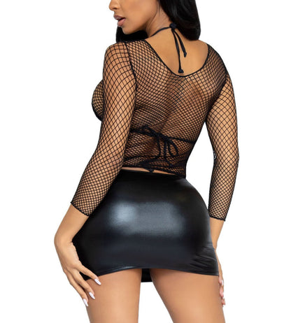 model showing back of top