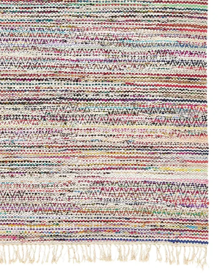 finarte-kuhmo-rug-corner