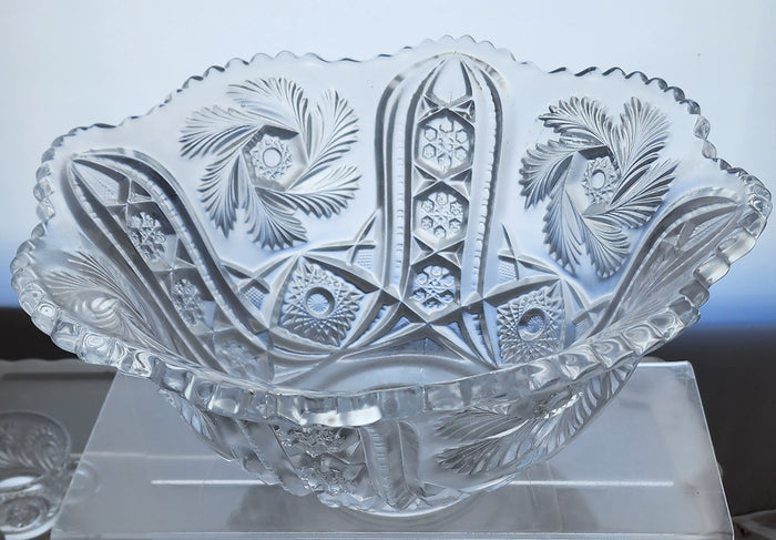 L E Smith Glass buzzstar punch bowl
