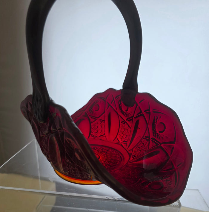 L.E Smith Glass red Quintec basket