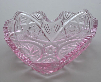 LE Smith pink heart dish