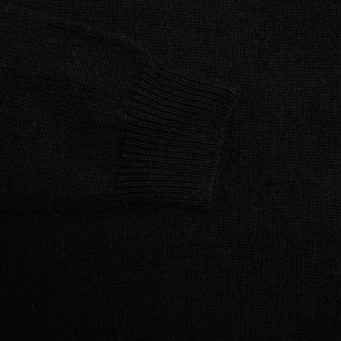 Merz b Schwanen Women's Cashmere Pullover in Deep Black
