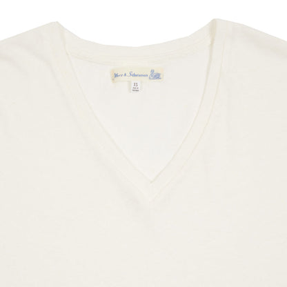 Merz b Schwanen Women's Cotton/Linen V-neck T-shirt in White