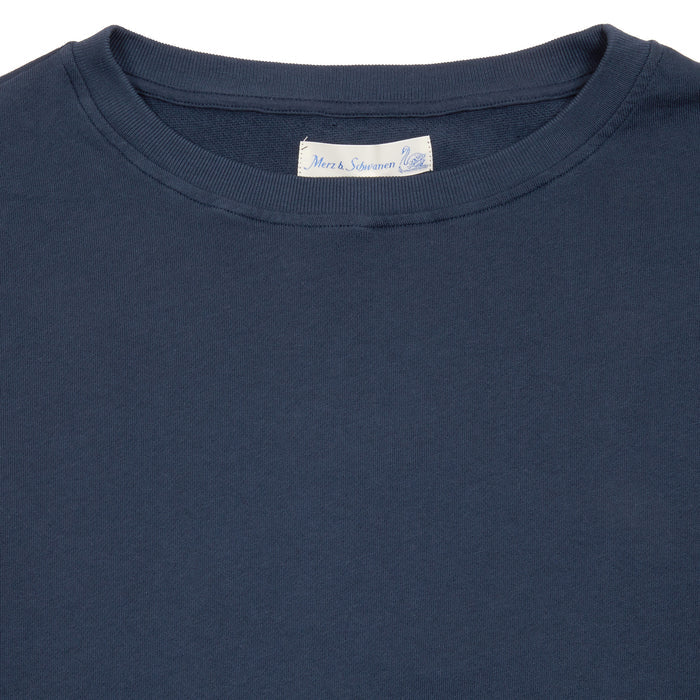 Merz b Schwanen Women's Cropped Sweatshirt in Denim Blue