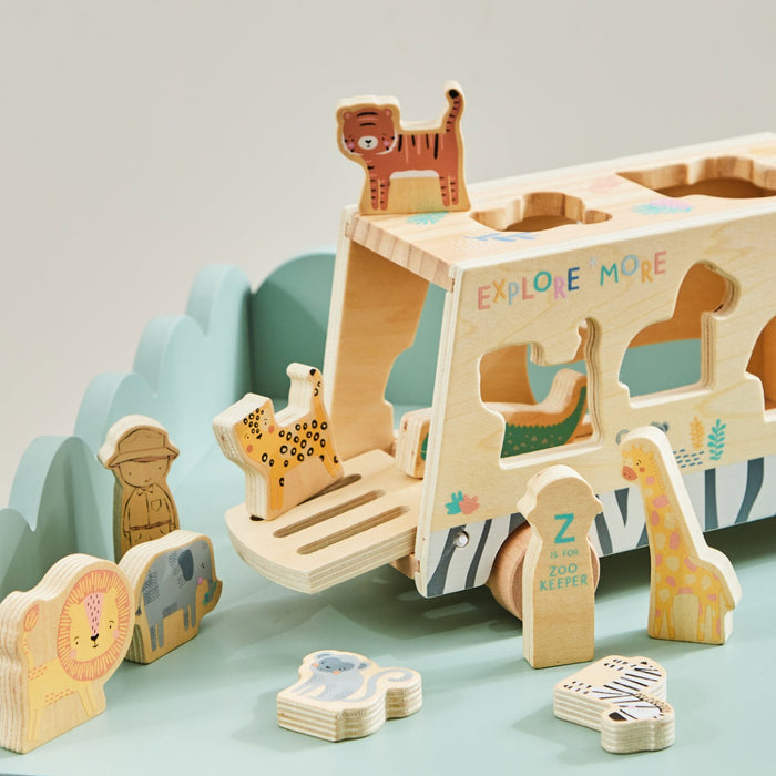 Personalised Safari Shape Sorter FSC®