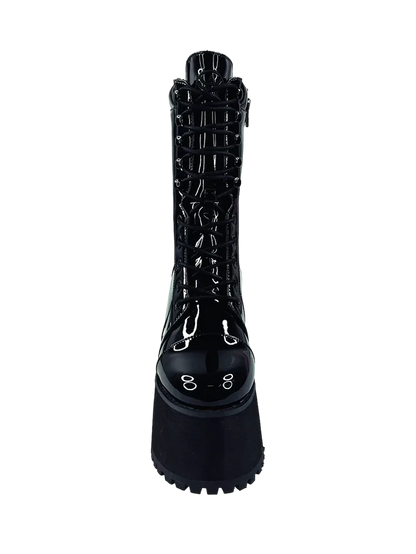 front of boot on display