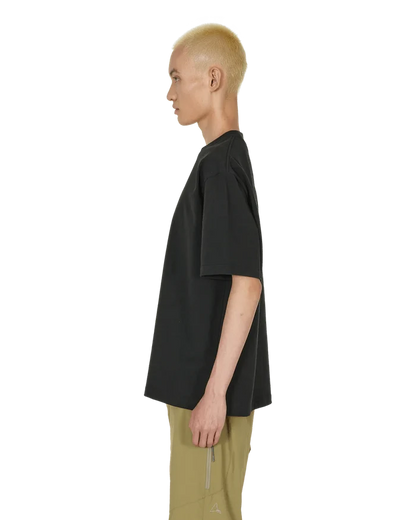 Roa Hiking - Logo Tee - Black-T-shirts-RBMW090JY03