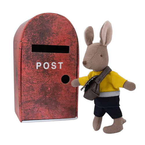 Rugaroo The Postie