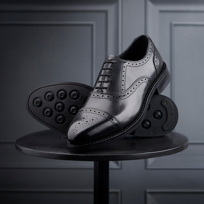 Semi - Brogue - Rubber Sole - Black