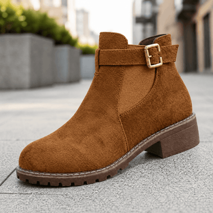 Brown / 5.5