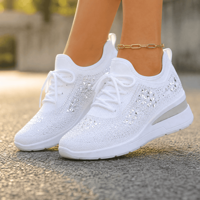 White / 6