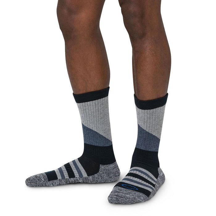 Therapeutic Style Blade Crew Socks