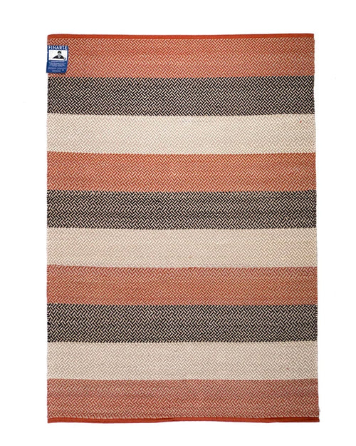 finarte-tori-rug-red
