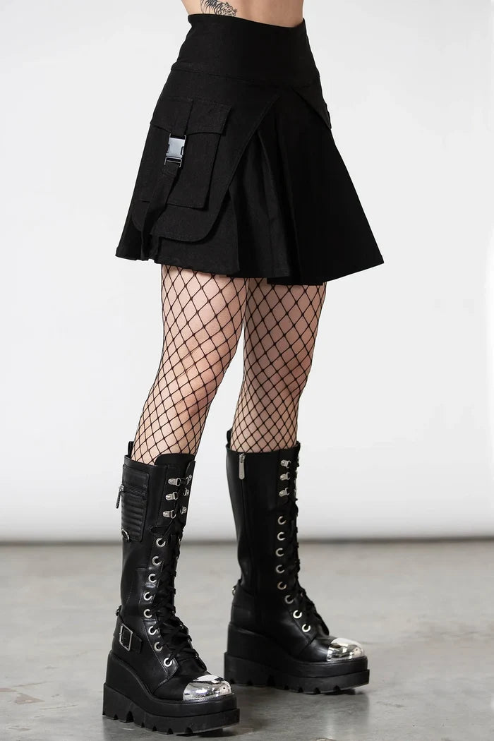 model showing side of skirt